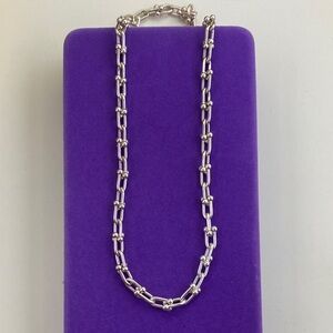 💛 Classic Rhodium Plated Chain Toggle Necklace